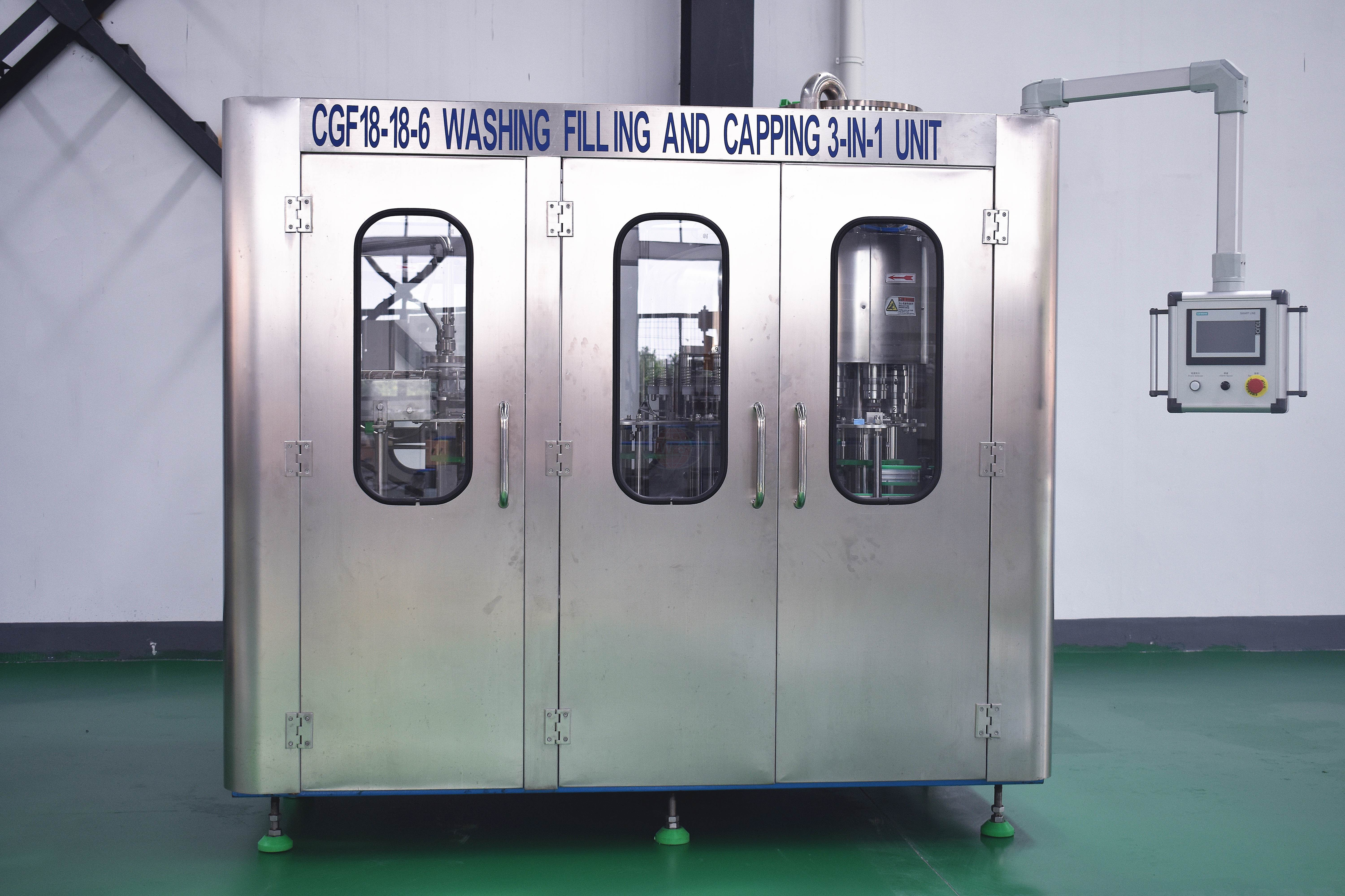 বোতল ব্লোং মেশিনের ব্যবহারগুলি কী কী?