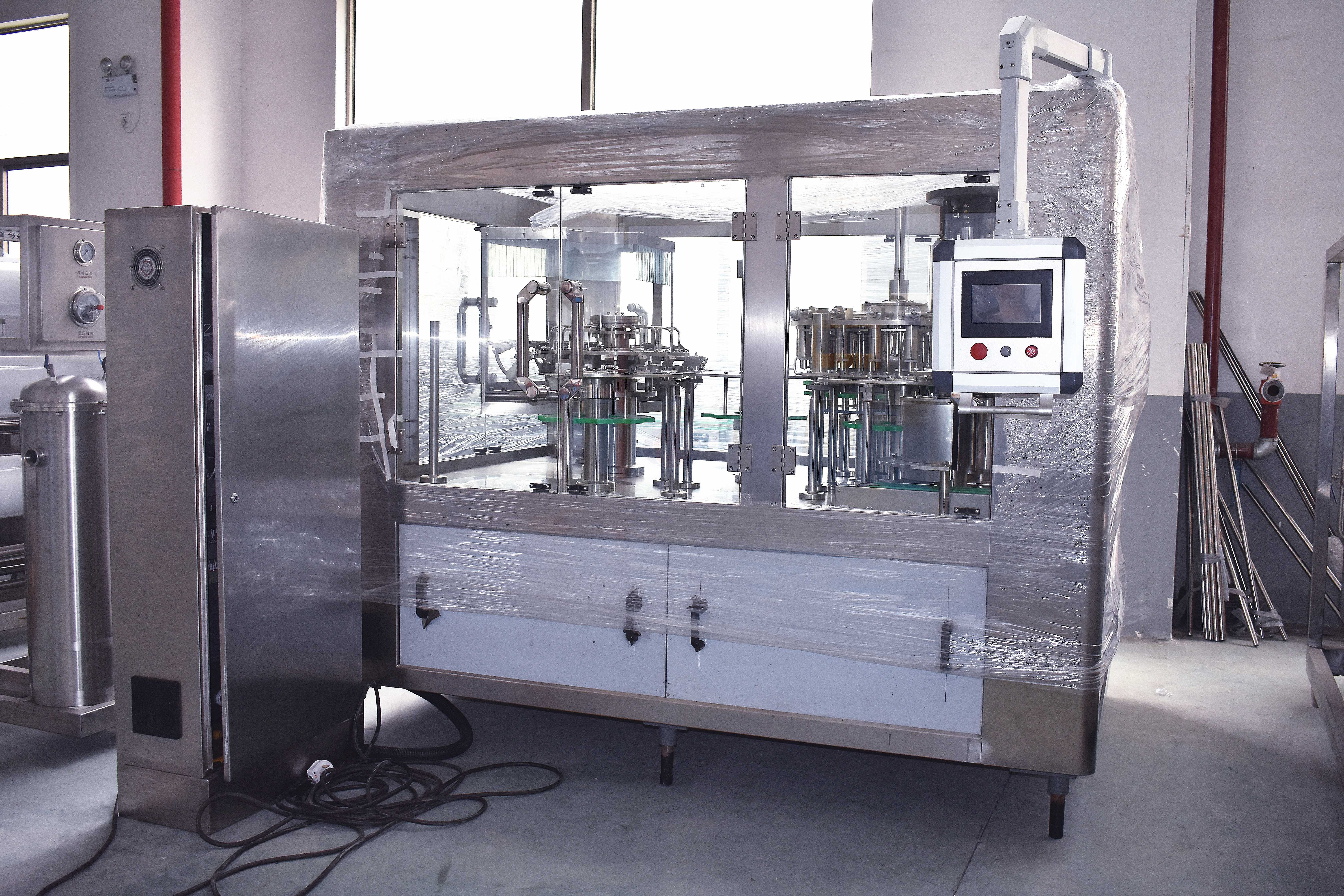 আমরা কীভাবে বোতল ভরাট এবং ক্যাপিং মেশিনে মামলা করতে পারি?